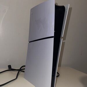 Slim Ps5 Digital and controller